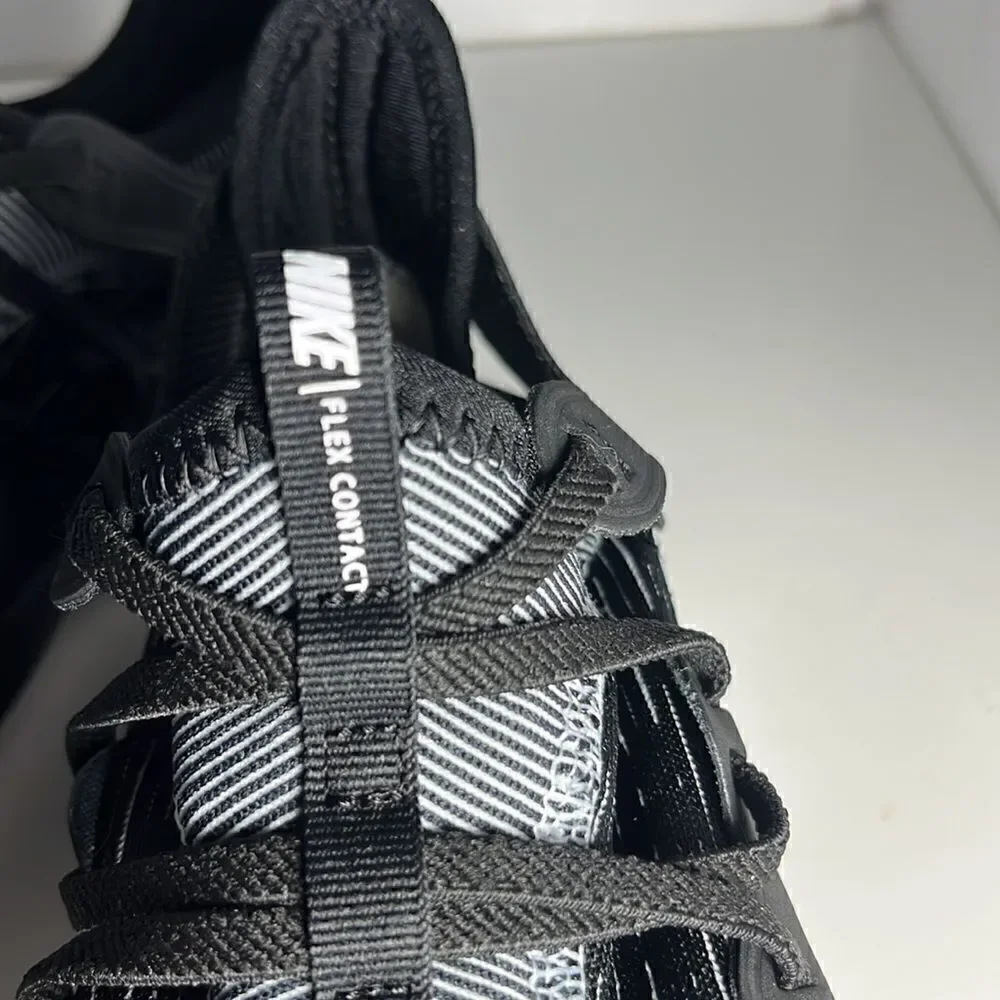 NIKE Women’s Flex Contact 3 Running Shoe Black/White Sneaker Size 5.5.